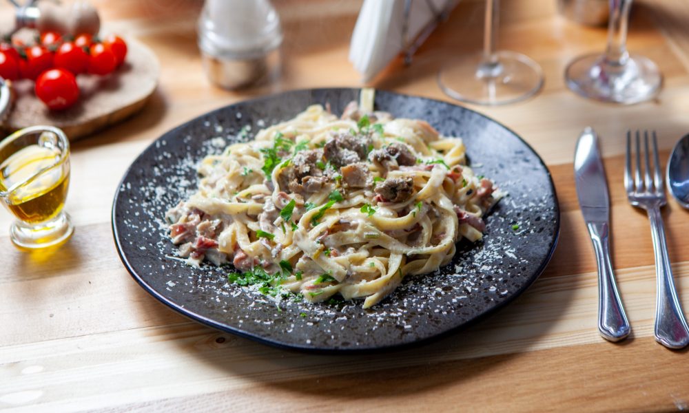 tagliatelle speck